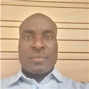 Professeur d'économie et de mathématiques finencières. Donner des cours particuliers aux élèves et étudiants